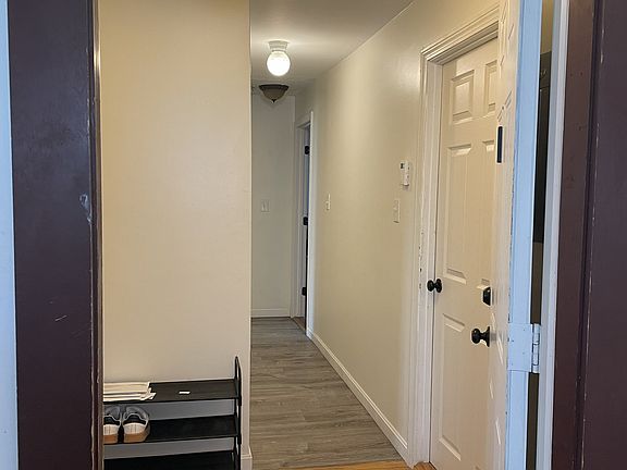 2nd image of 106 Columbia St #1