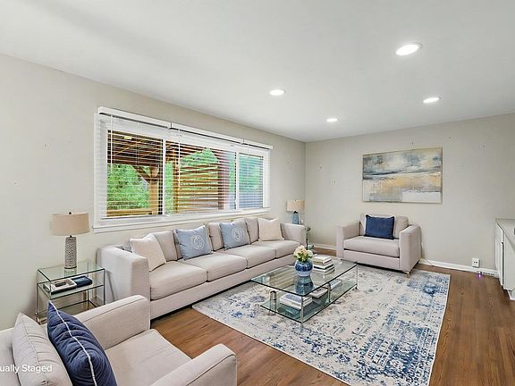 3rd image of 7002 E Magill Ln