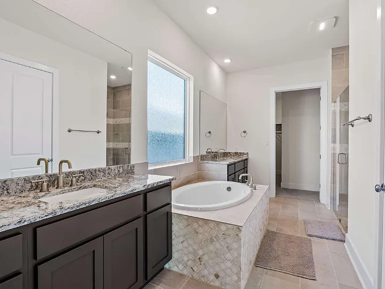 921 Trevi Fontana Dr — Photo 24