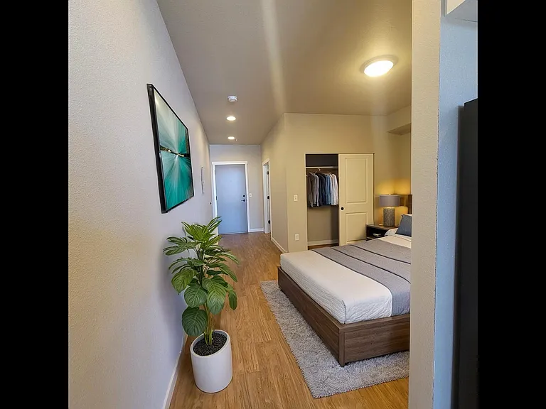 Campus Lofts — Photo 38
