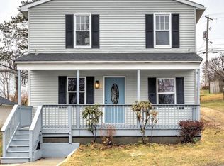 5 Edgewood Ave, Temple, PA 19560