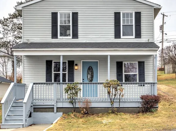 5 Edgewood Ave, Temple, PA 19560