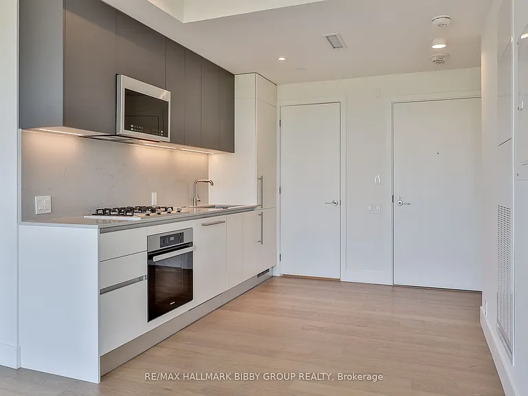 1414 Bayview Ave #506 — Photo 9