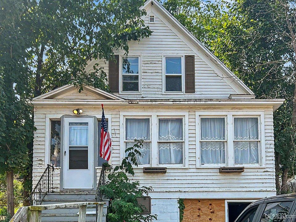 1st image of 1604 River St