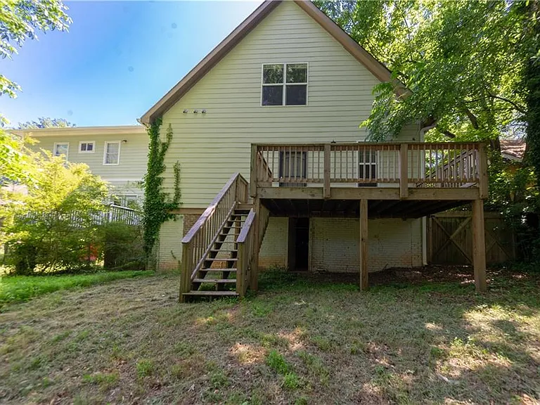 1371A Clermont Ave — Photo 30