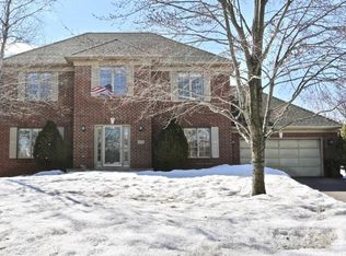 810 Spring Hill Ct, Woodbury, MN 55125