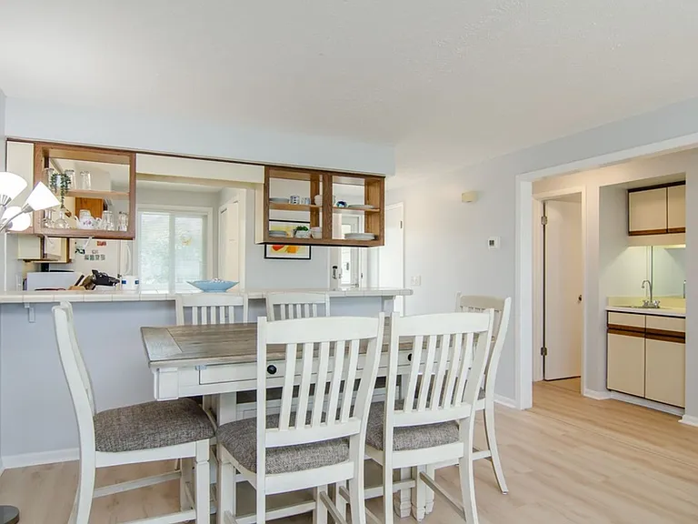 2110 Surf Rider Cir #A — Photo 15