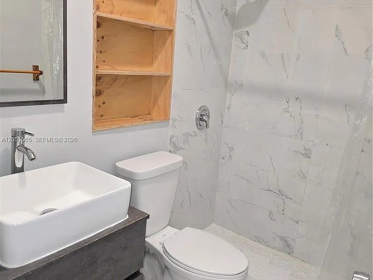 1629 SW 6th St #4 — Photo 32