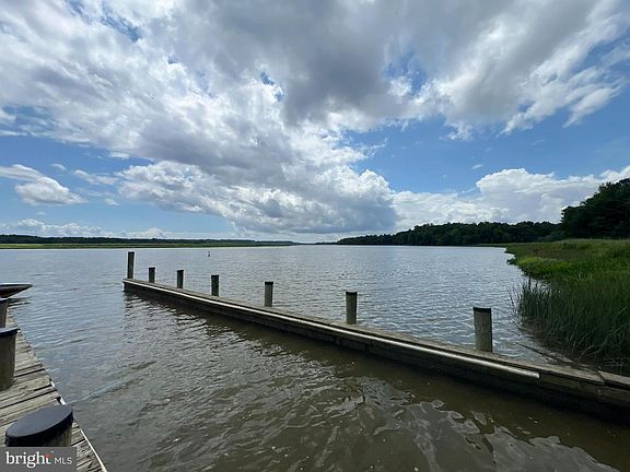 5th image of 17507 Magruders Ferry Rd