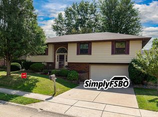 1023 W 59th St, Davenport, IA 52806