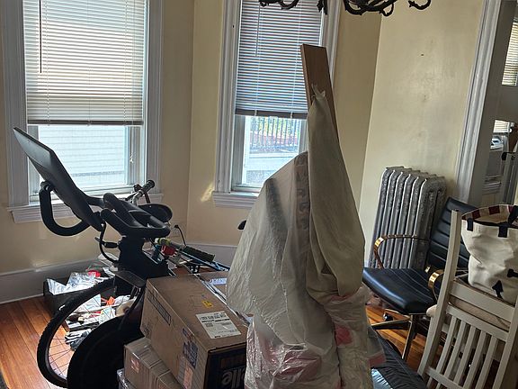 4th image of 27 Irma Ave #2