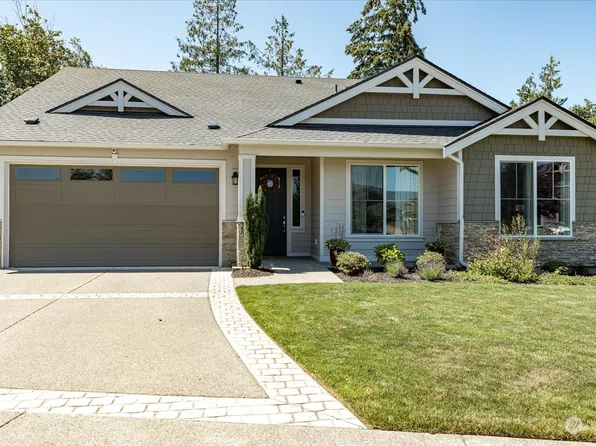 997 Rainier Loop, Mount Vernon, WA 98274