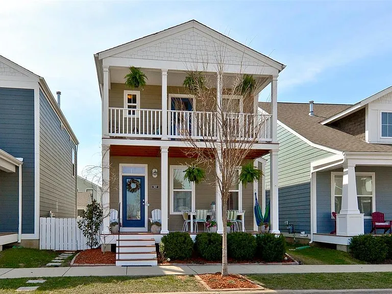 3617 Broad St — Photo 2