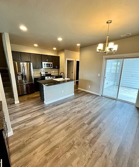 5728 W Stadium Ln — Photo 8