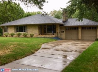 425 S Cotner Blvd, Lincoln, NE 68510