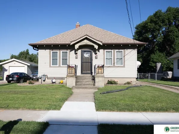213 N Platte Ave, York, NE 68467
