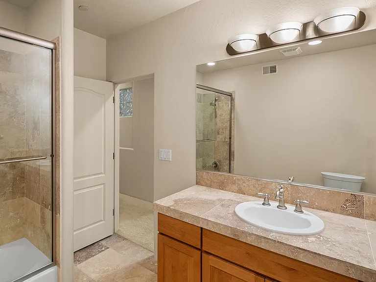 227 Les Springs Dr — Photo 51