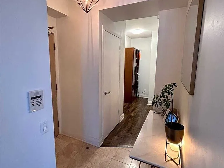 60 Byng Ave #910 — Photo 19