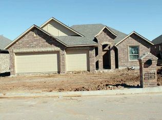 1408 Riverwind Dr, Midwest City, OK 73130