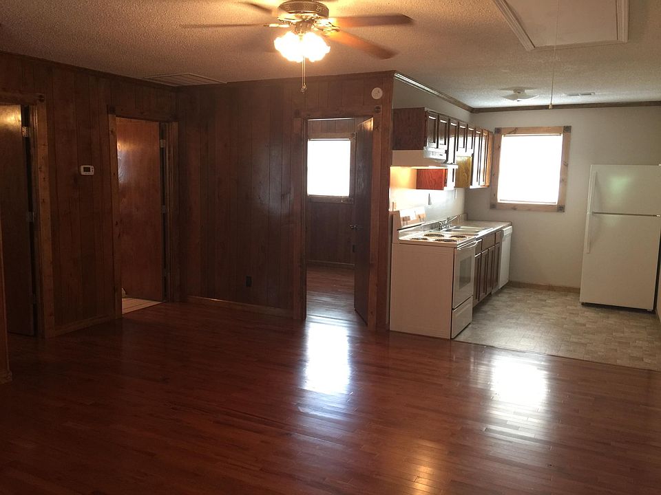 1st image of 130 Emerald Pt APT 3