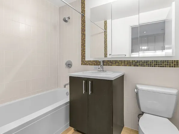 225 Schermerhorn Street image 5 of 15