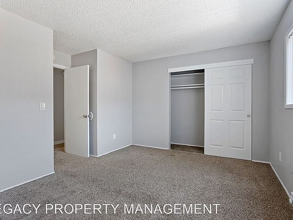 3rd image of 17025 SE Powell Blvd #17107