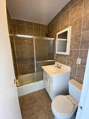 Rented by Oxford Property Group | media 27