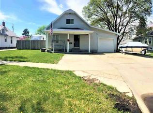 832 S 8th St, Norfolk, NE 68701
