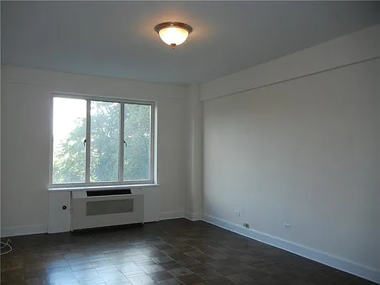 Rented by essential NEW YORK Real Estate | media 14