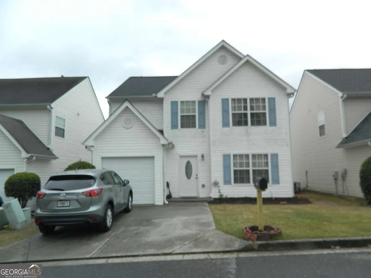425 Spring Head Dr photo 1