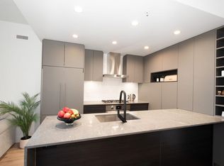 55 Klahanie Dr #312, Pt Moody, BC V3H5K3