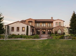 13228 E Falcon Meadow Ln, Clovis, CA