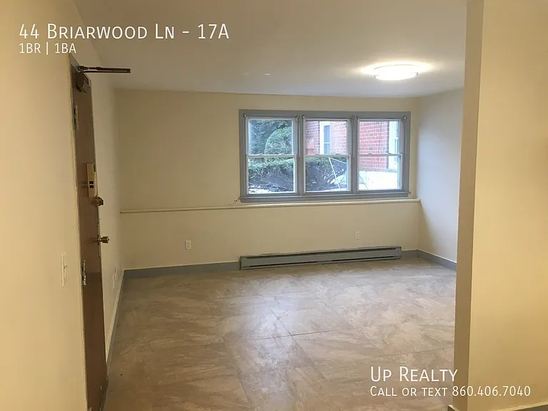 44 Briarwood Ln #17A — Photo 11