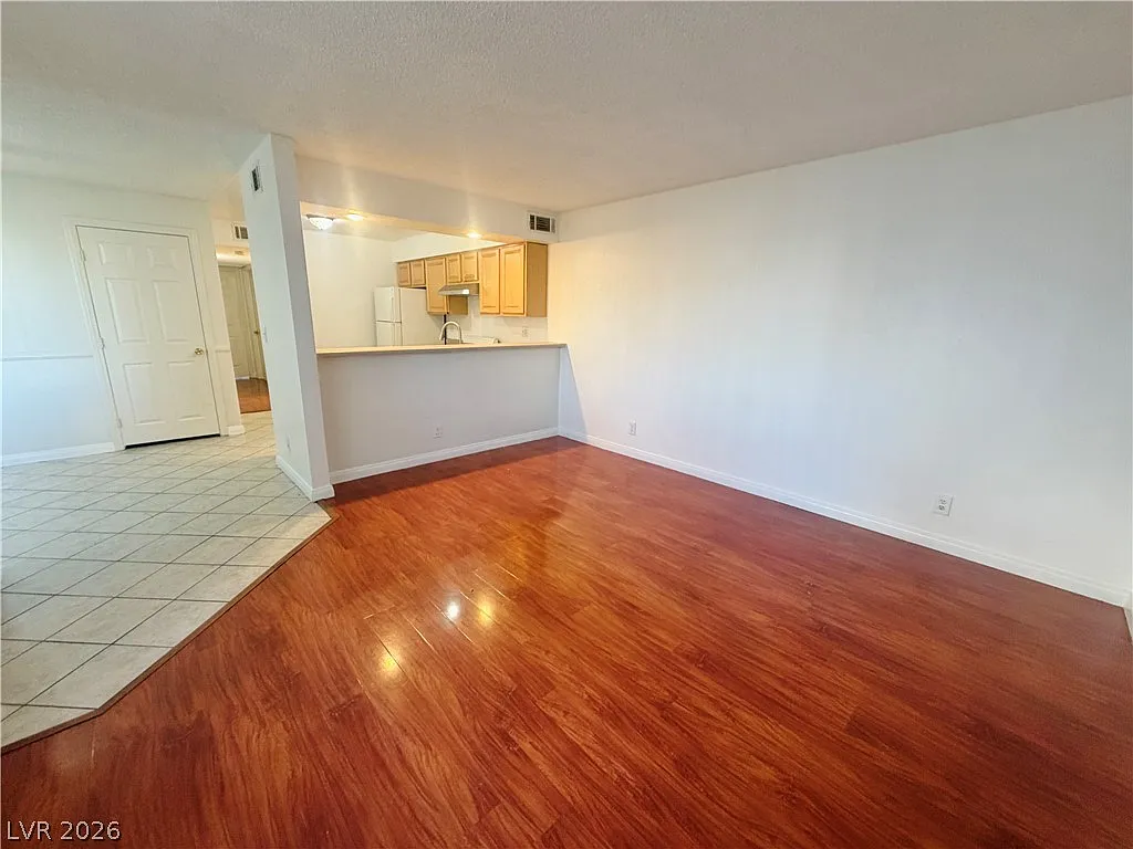 Building Photo - 4264 Tara Ave #1A