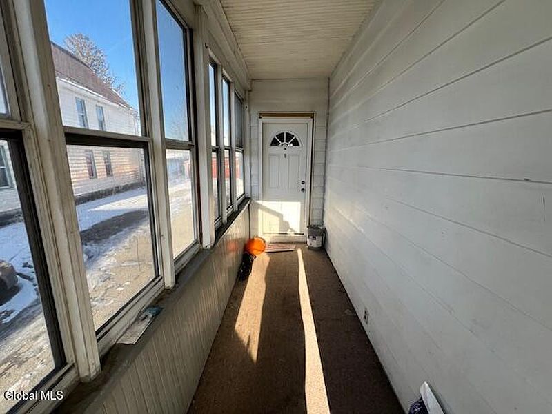 3rd image of 25 James Street