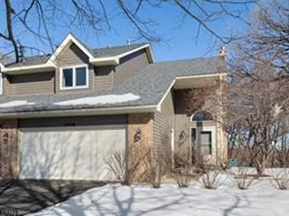 15700 Maple Island Ct, Burnsville, MN 55306