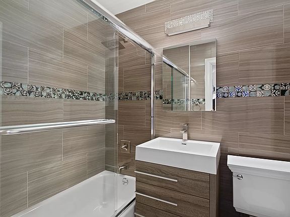 5th image of 340 E 80th St Penthouse J