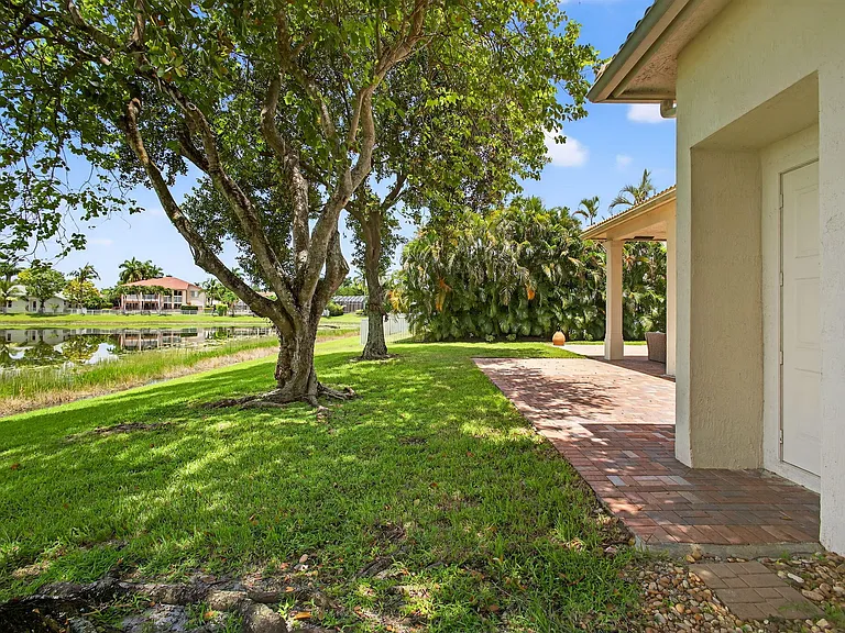 4693 Sugar Beach Way — Photo 56