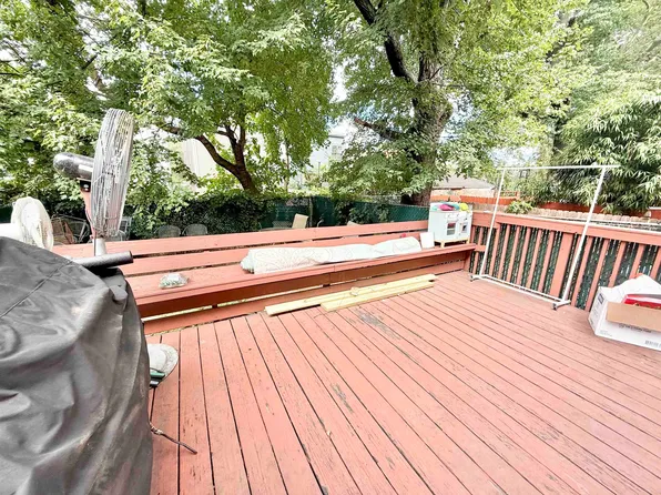 68 Brinkerhoff Street image 38 of 41