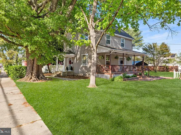 225 S 2nd St, Denton, MD 21629