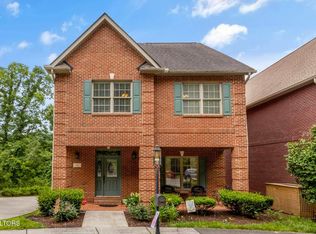 232 Park Meade Pl, Oak Ridge, TN 37830