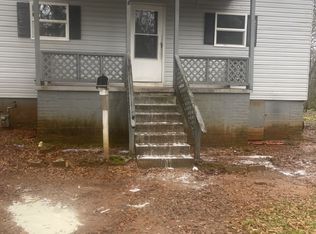 7 Riverside St, Laurens, SC 29360