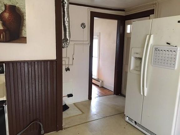 5th image of 57 Ashfield St #57