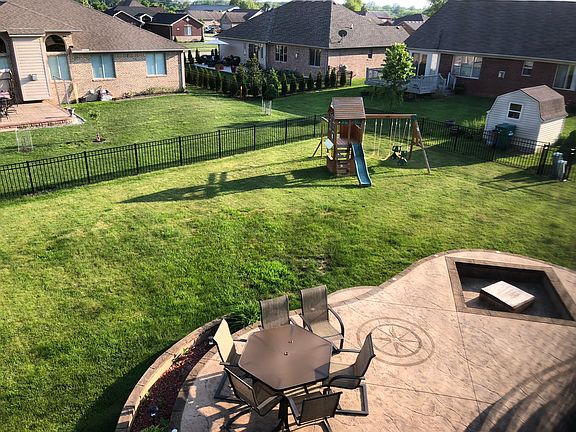 5th image of 20310 Lansbury Dr