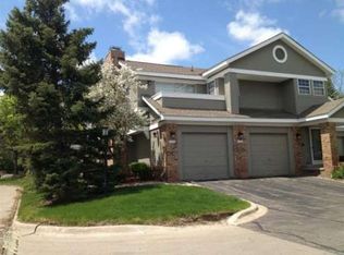 6626 Hearthside Ct #1, West Bloomfield, MI 48322