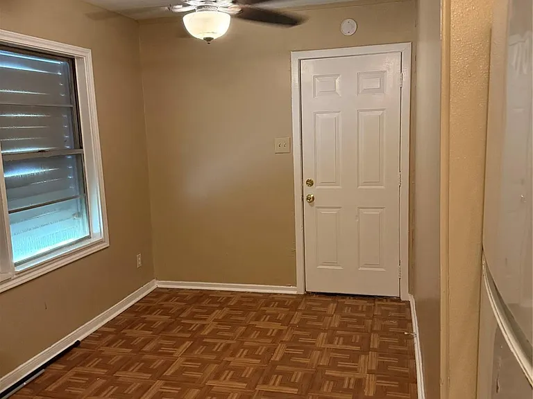 7301 Hummingbird Ln — Photo 6