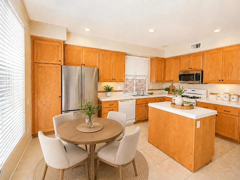 4576 La Tuna Ct — Photo 6