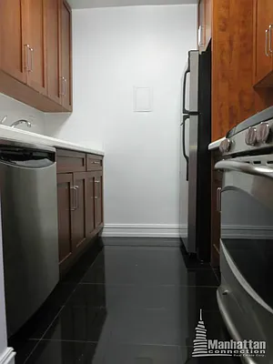 Rented by Manhattan Connection | media 17