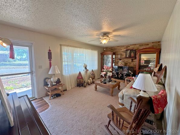 613 S Rodgers St, Vian, OK 74962