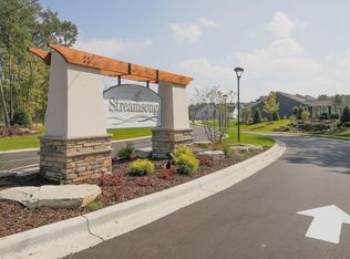 693 Sand Pointe Trl, Portage, MI 49002